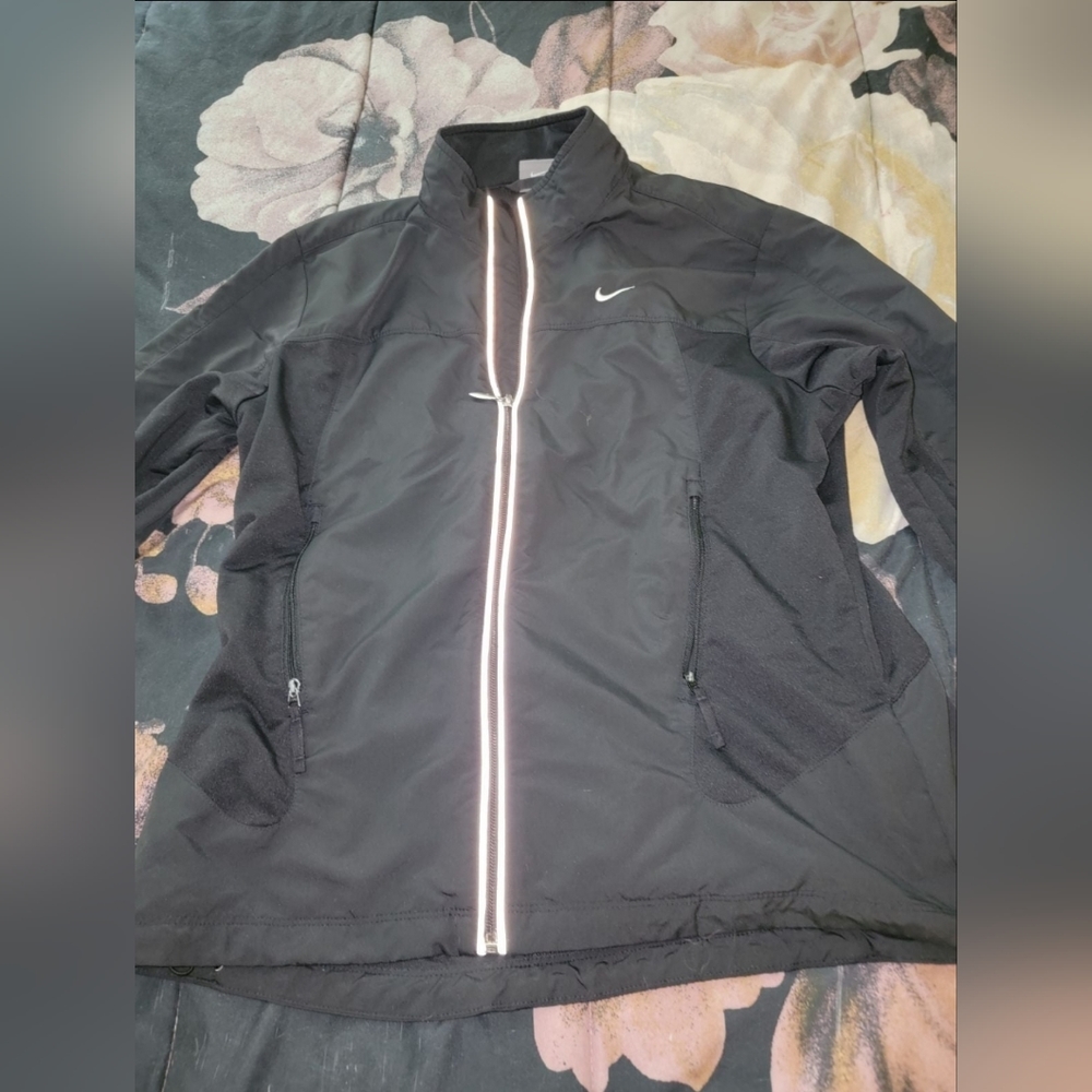 Nike Windbreaker Women's Medium